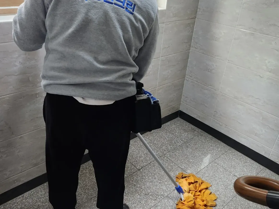 중구 남산동3가 가정 복도·대기 동선 야간 위생청소 사례 - 행진크린