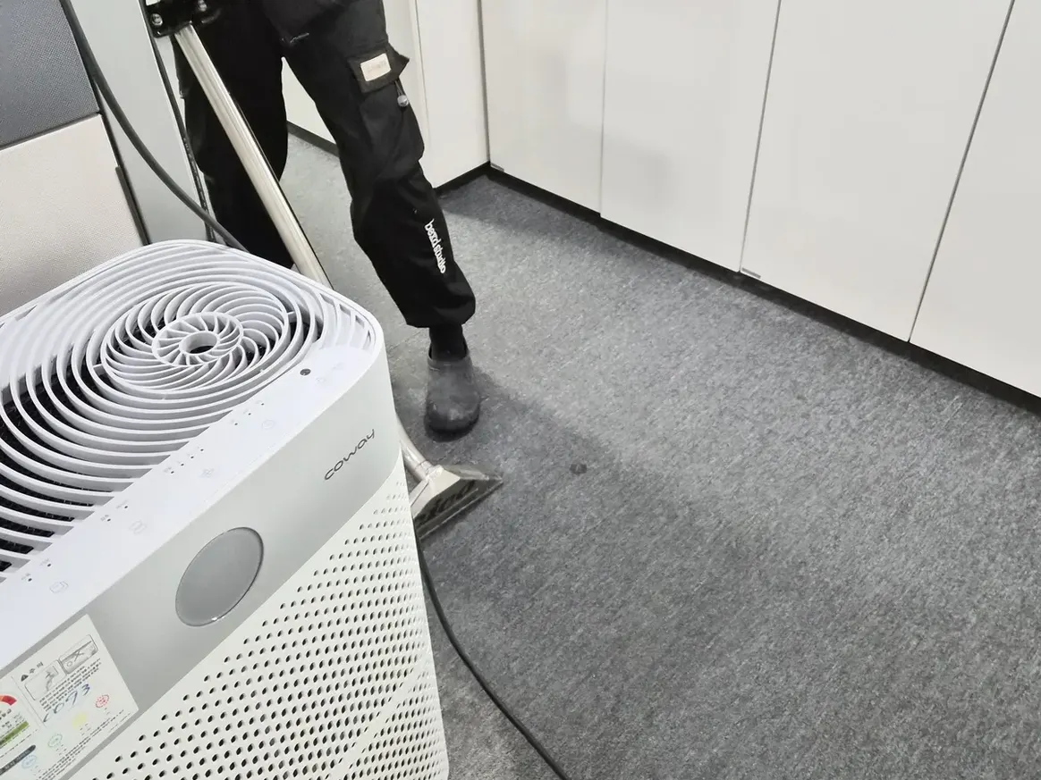 광진구 자양동 사업장 로비·복도 카페트 바닥 위생청소 사례 - 행진크린